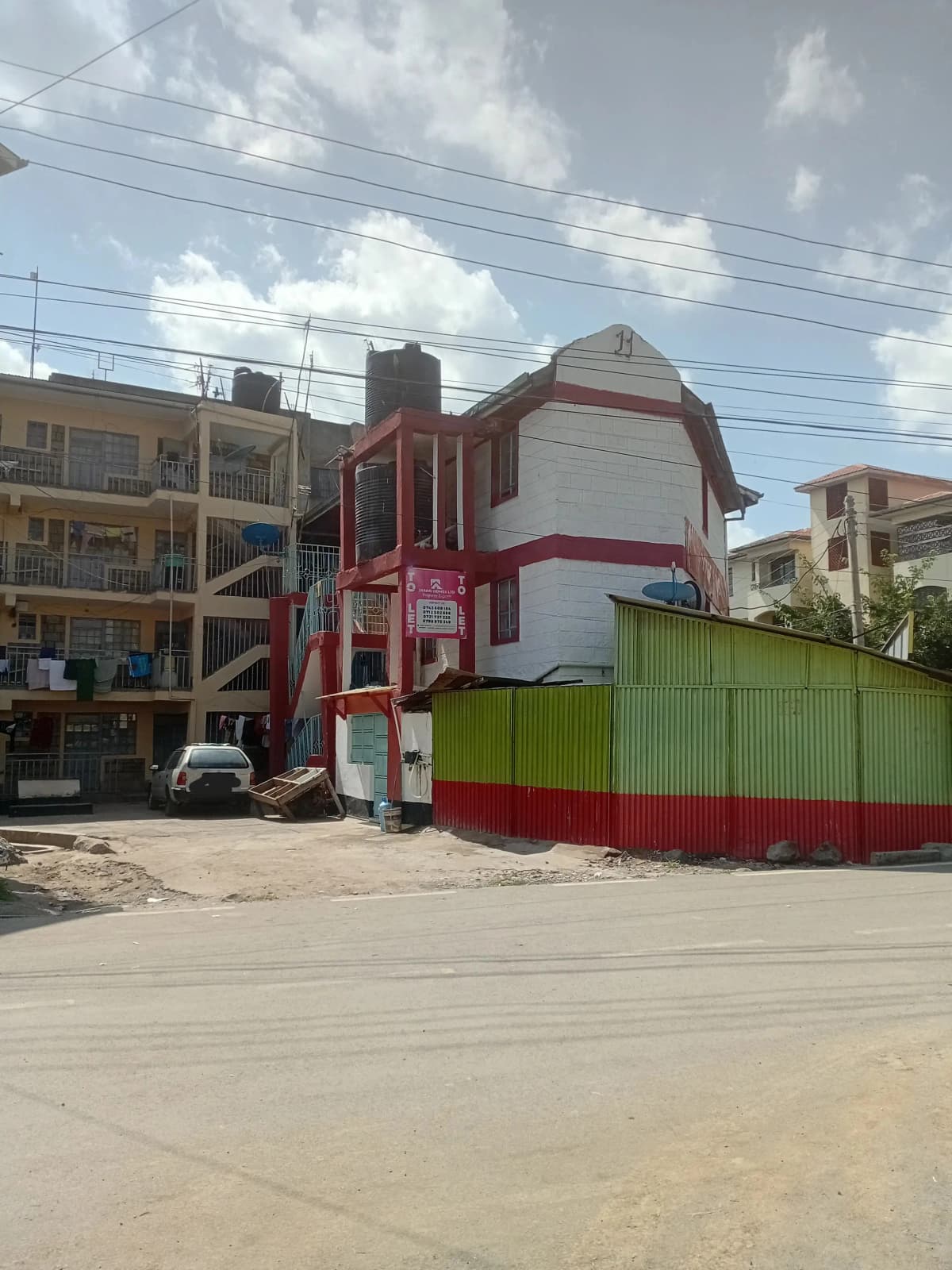 Fosters Pub Apartments