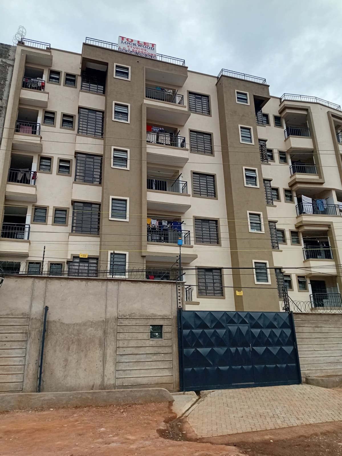 LockWood Apartments