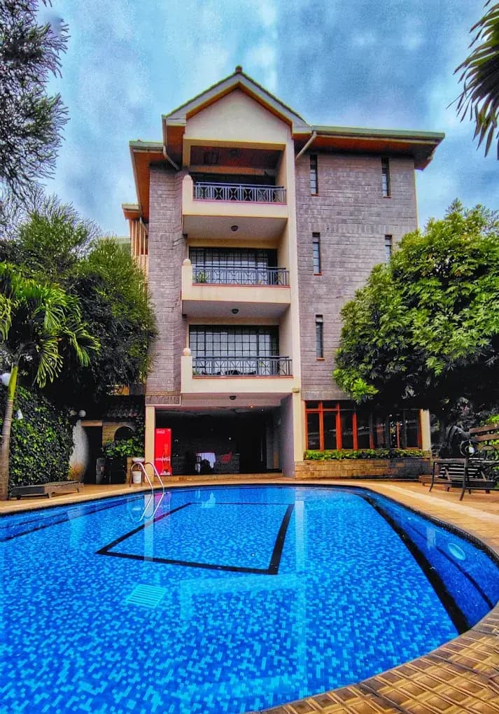 Meltonia Luxury Suites