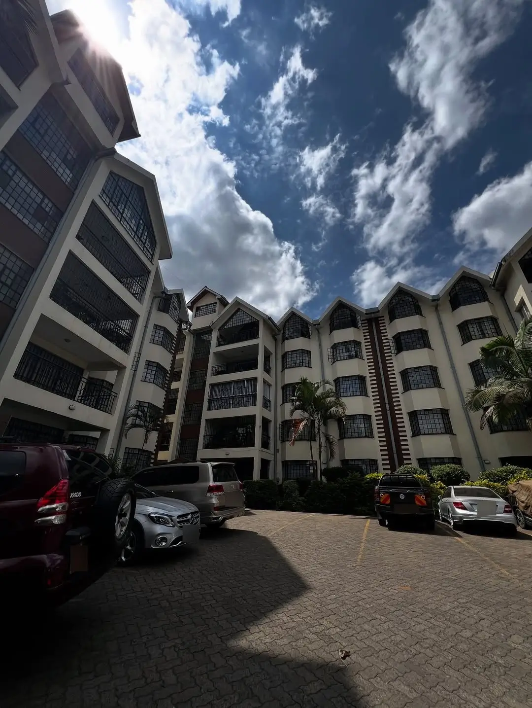 Sunning Hills Apartments