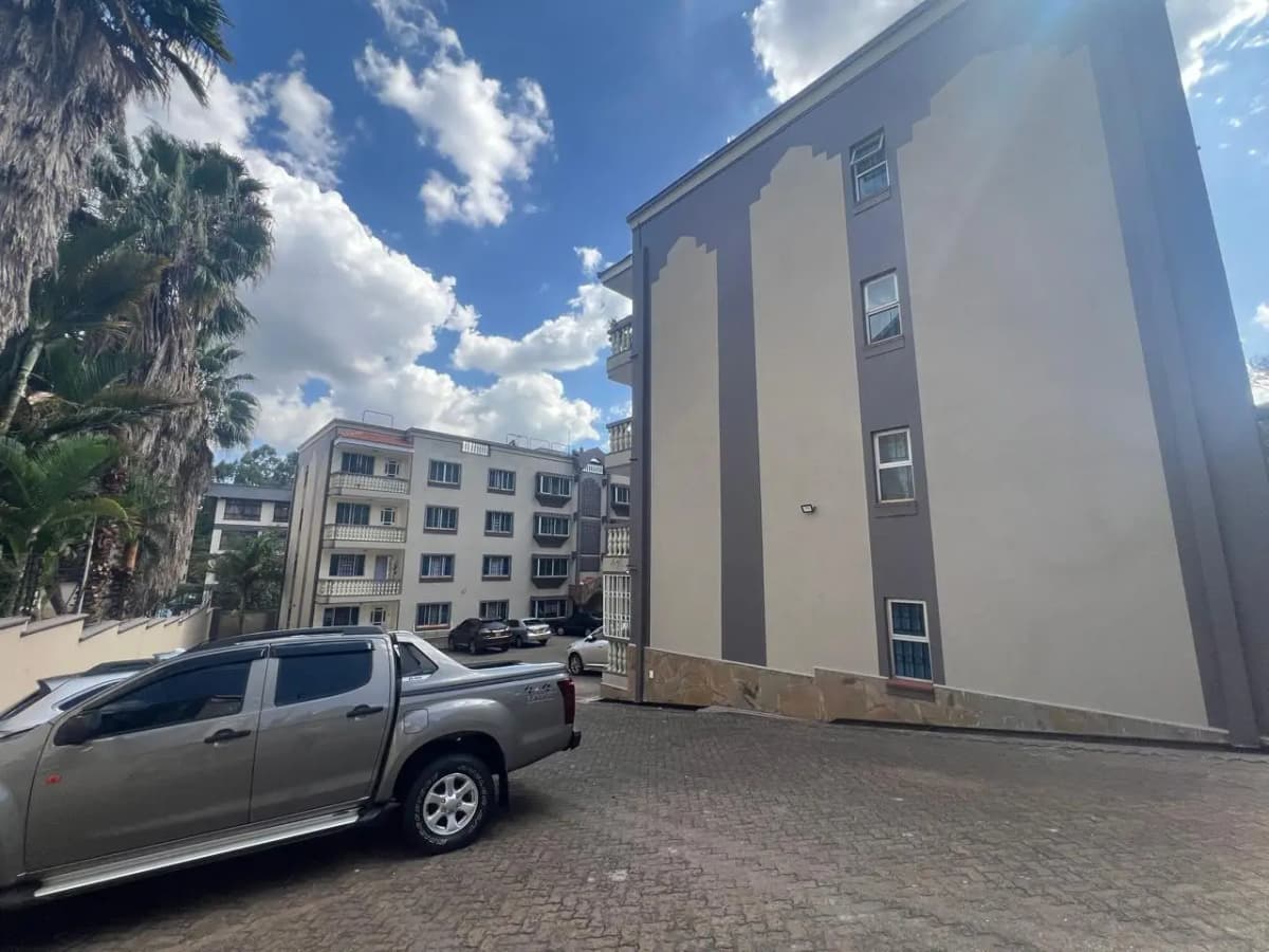 Tausi Apartments